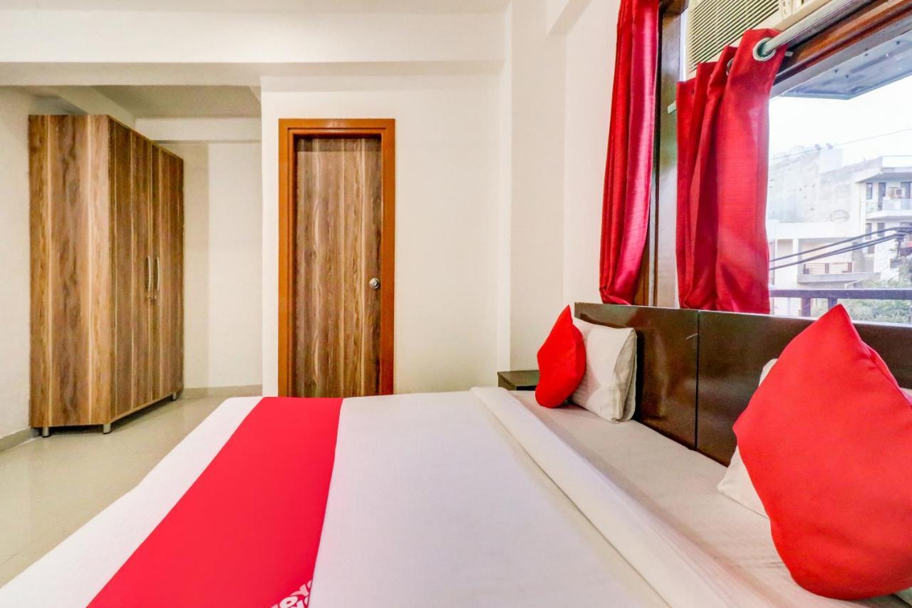 Oyo 71597 The Shivaay Residency Hotel Gurgaon Exterior photo