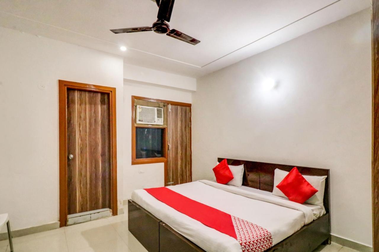 Oyo 71597 The Shivaay Residency Hotel Gurgaon Exterior photo